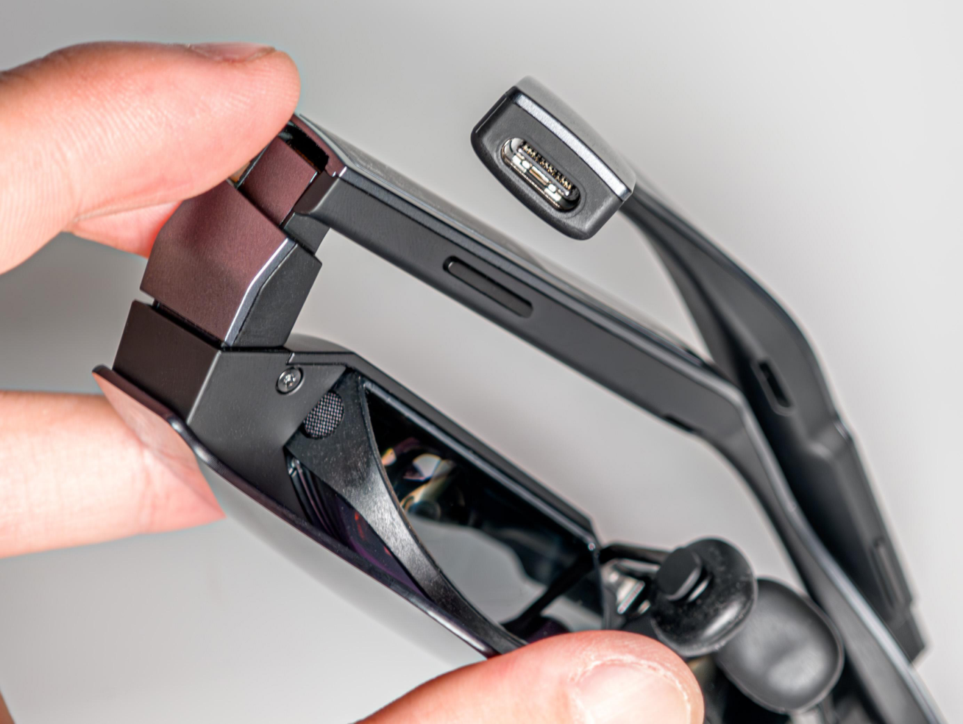 AR眼镜收费：B端企业全生命周期成本管控指南(图1)